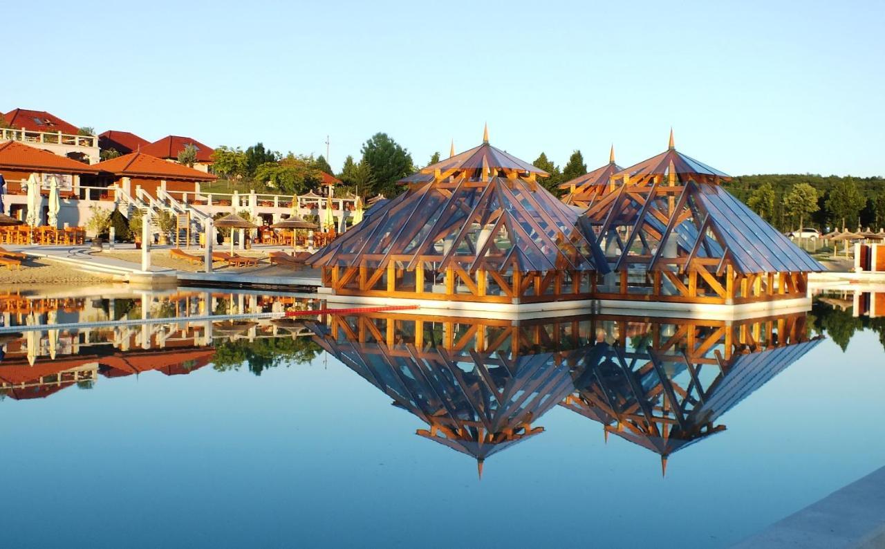 Egri Korona Borhaz Es Wellness Hotel Demjén Екстериор снимка