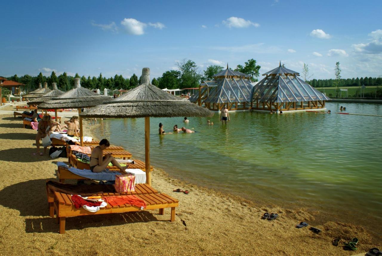 Egri Korona Borhaz Es Wellness Hotel Demjén Екстериор снимка